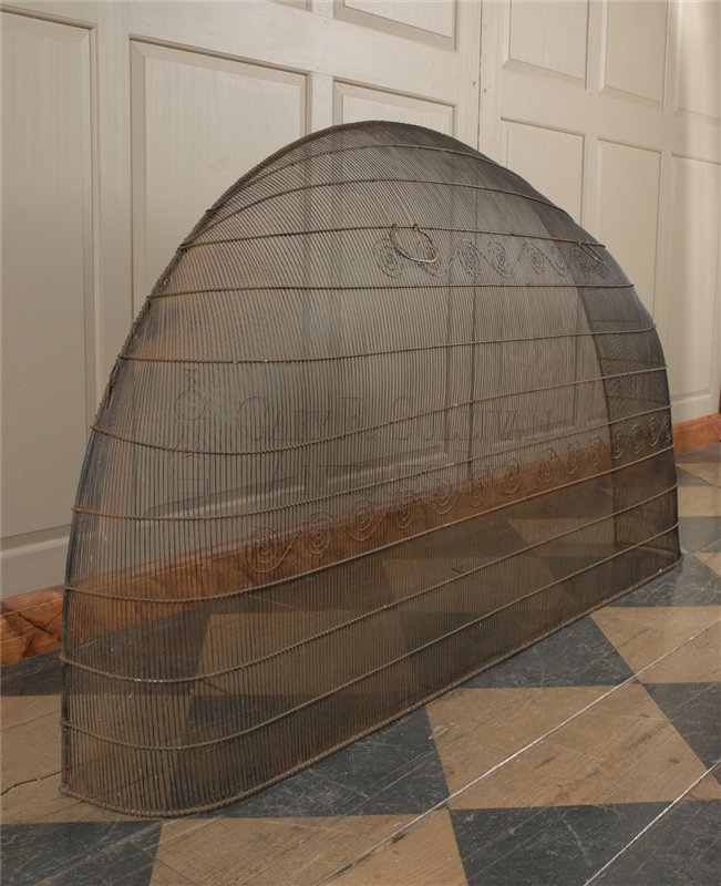 Large Federal firescreen, circa 1810